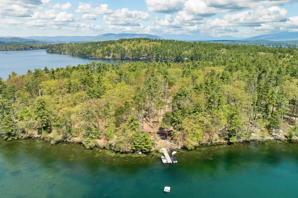 369 Bear Island Meredith NH 03253