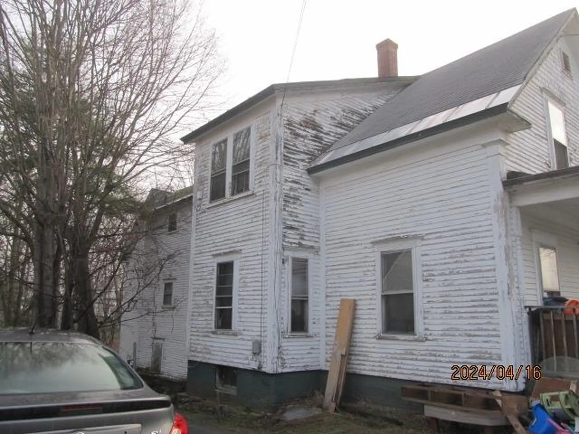 19 Park Avenue Claremont NH 03743