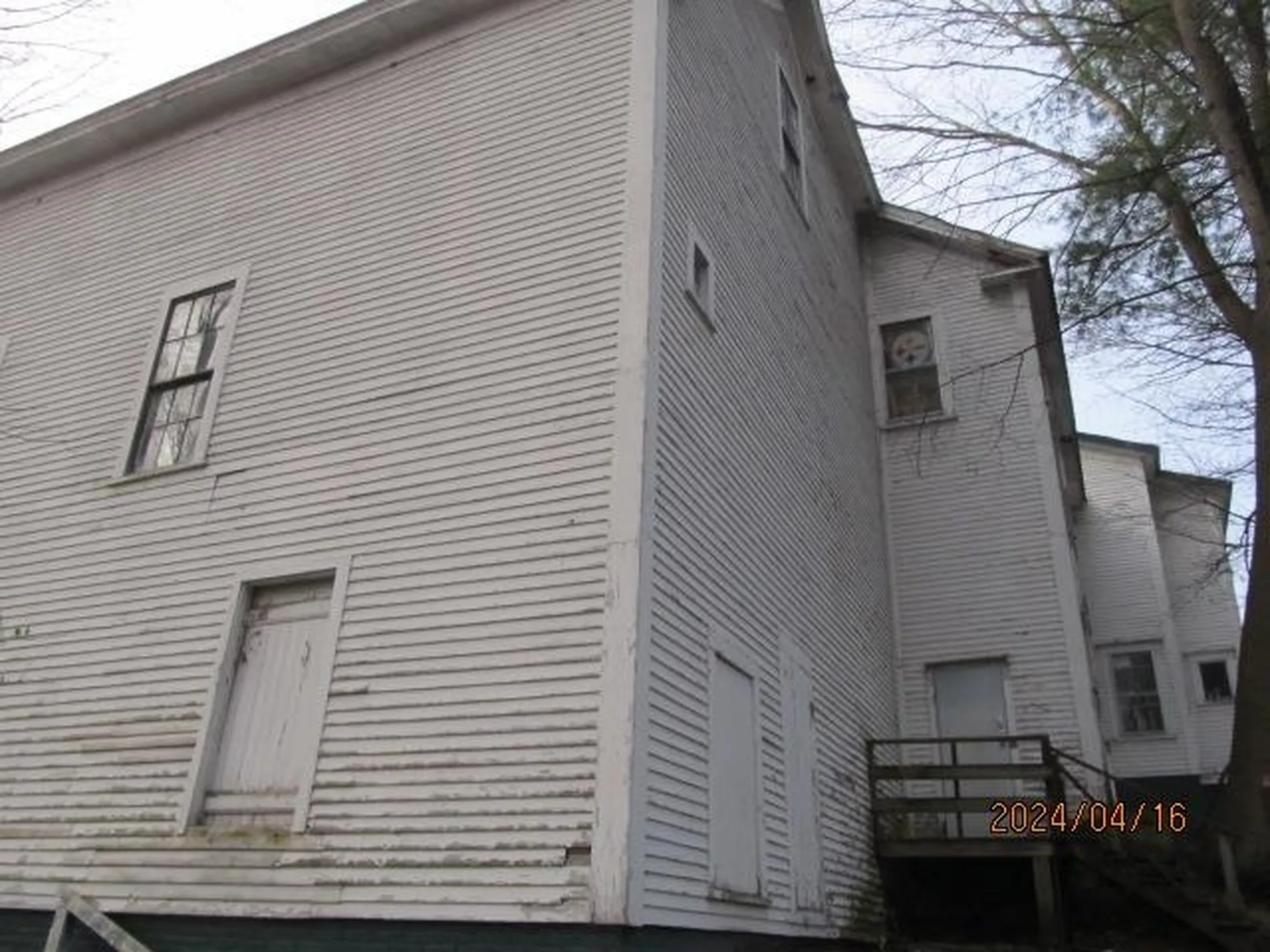 19 Park Avenue Claremont NH 03743