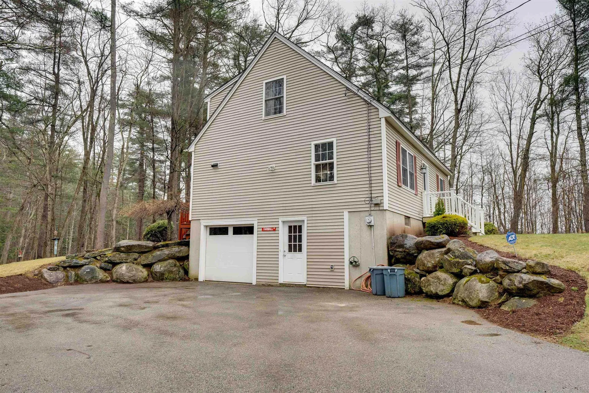 42 Prescott Road Raymond NH 03077