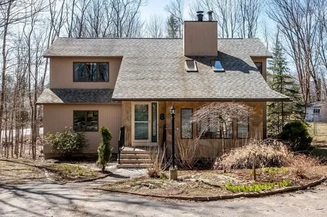 8 Tirrell Place Durham NH 03824