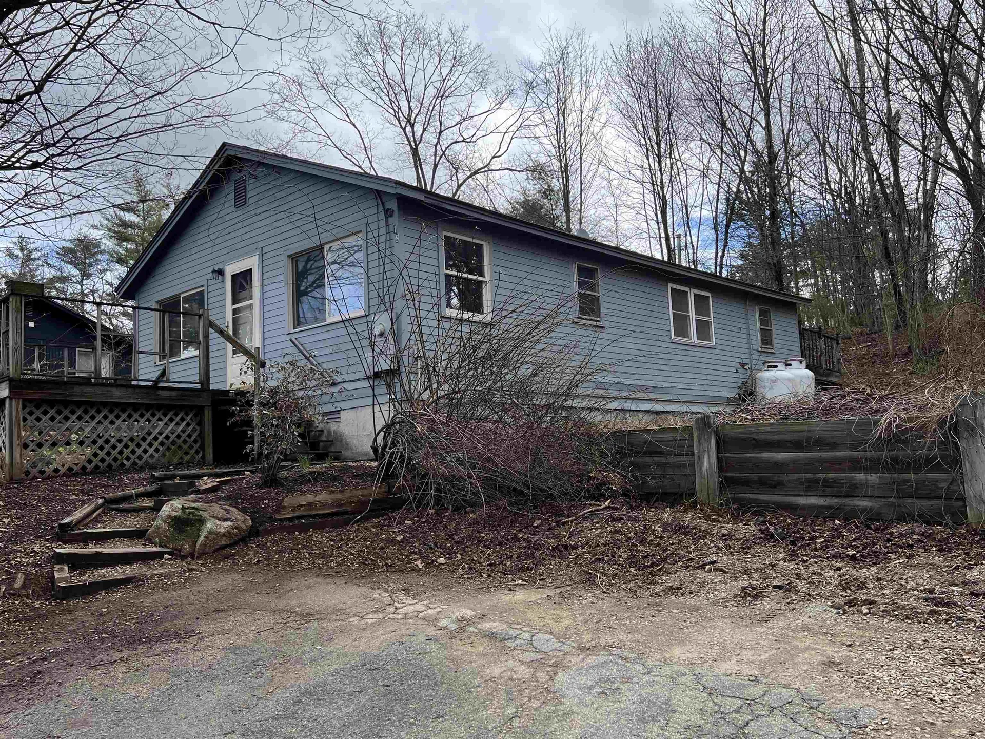 18 Concord Drive Webster NH 03303