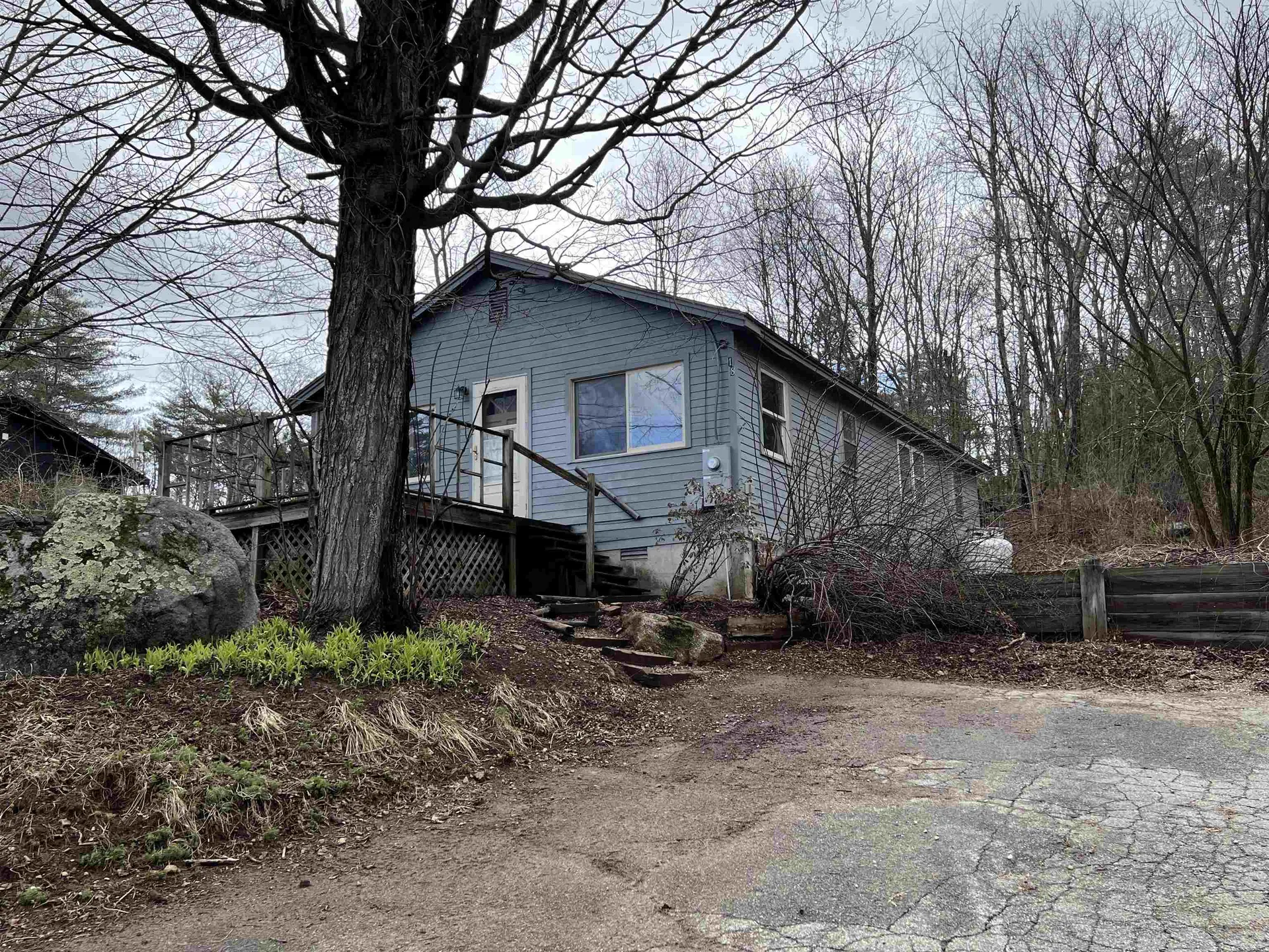 18 Concord Drive Webster NH 03303