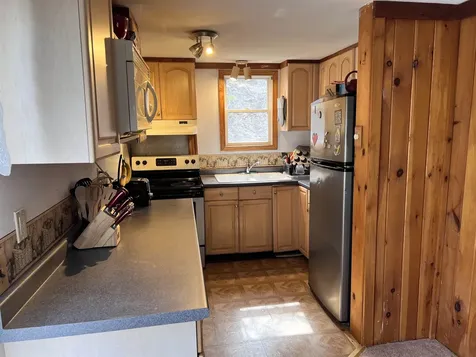 18 Concord Drive Webster NH 03303