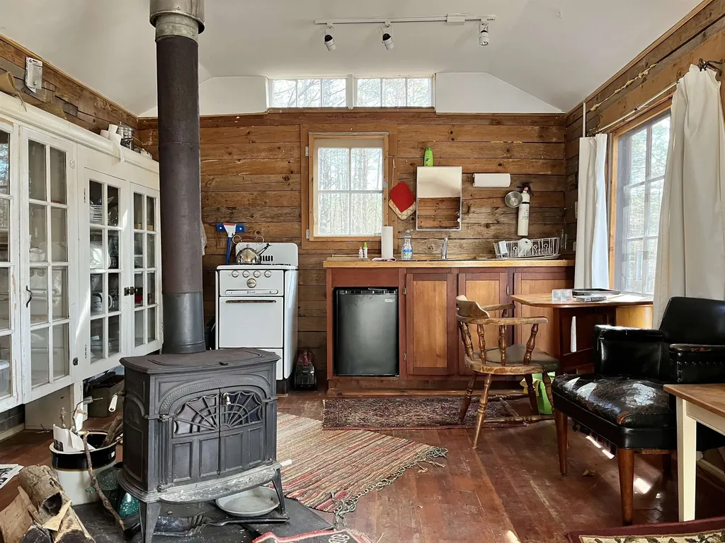 2655 Middlebrook Road West Fairlee VT 05083