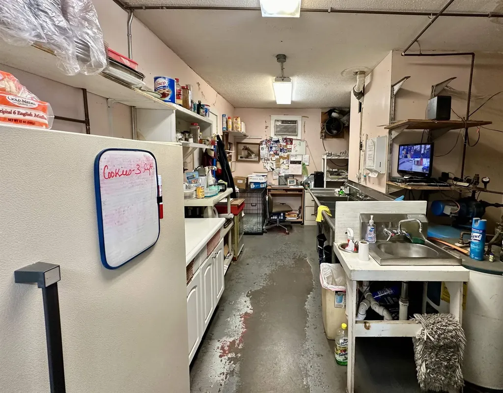 870 Nh Route 10 Croydon NH 03773