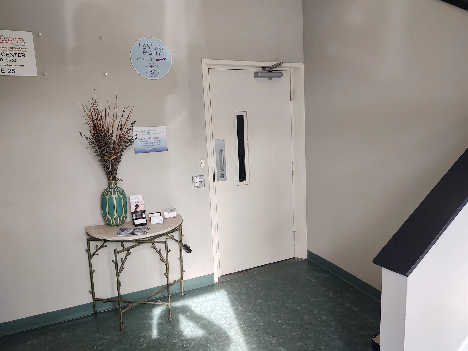 25 Indian Rock Road Windham NH 03087