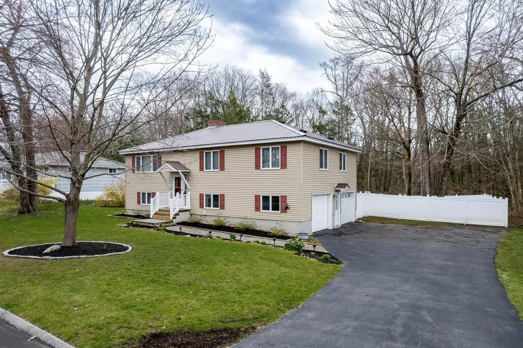 22 Taft Road Portsmouth NH 03801