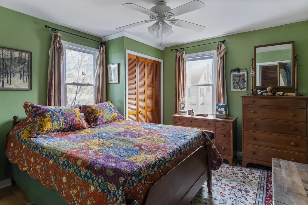 18 Stanbury Road Burlington VT 05408