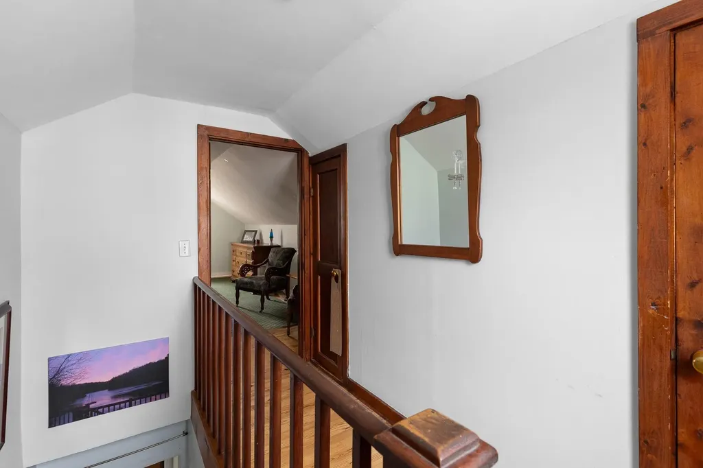 18 Stanbury Road Burlington VT 05408