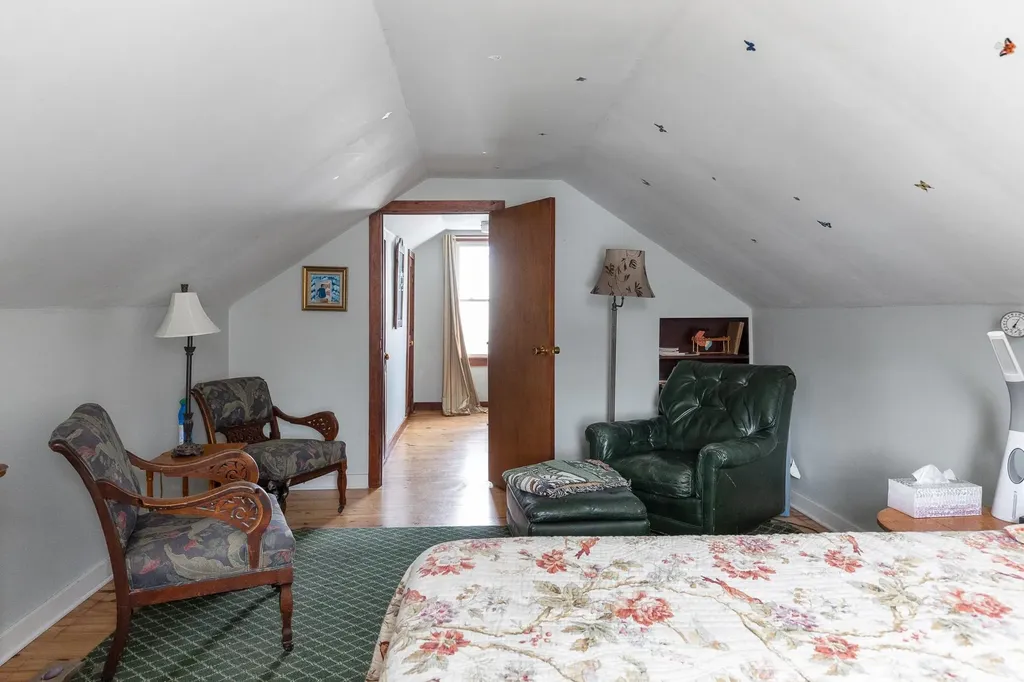 18 Stanbury Road Burlington VT 05408