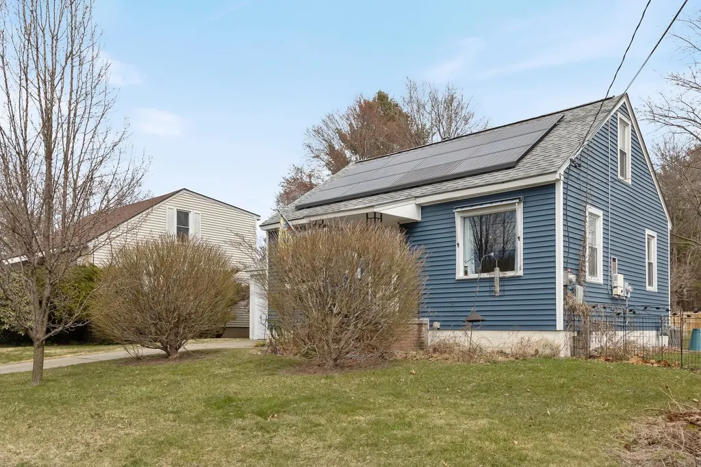 18 Stanbury Road Burlington VT 05408