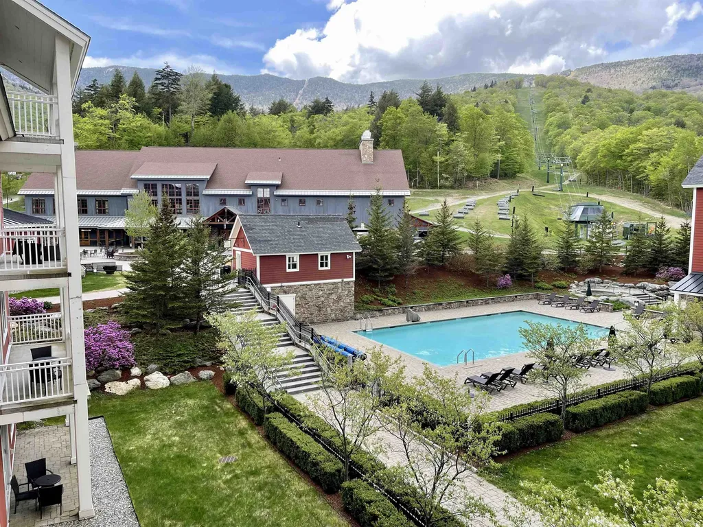 102 Forest 307 / Iii Drive Warren VT 05674