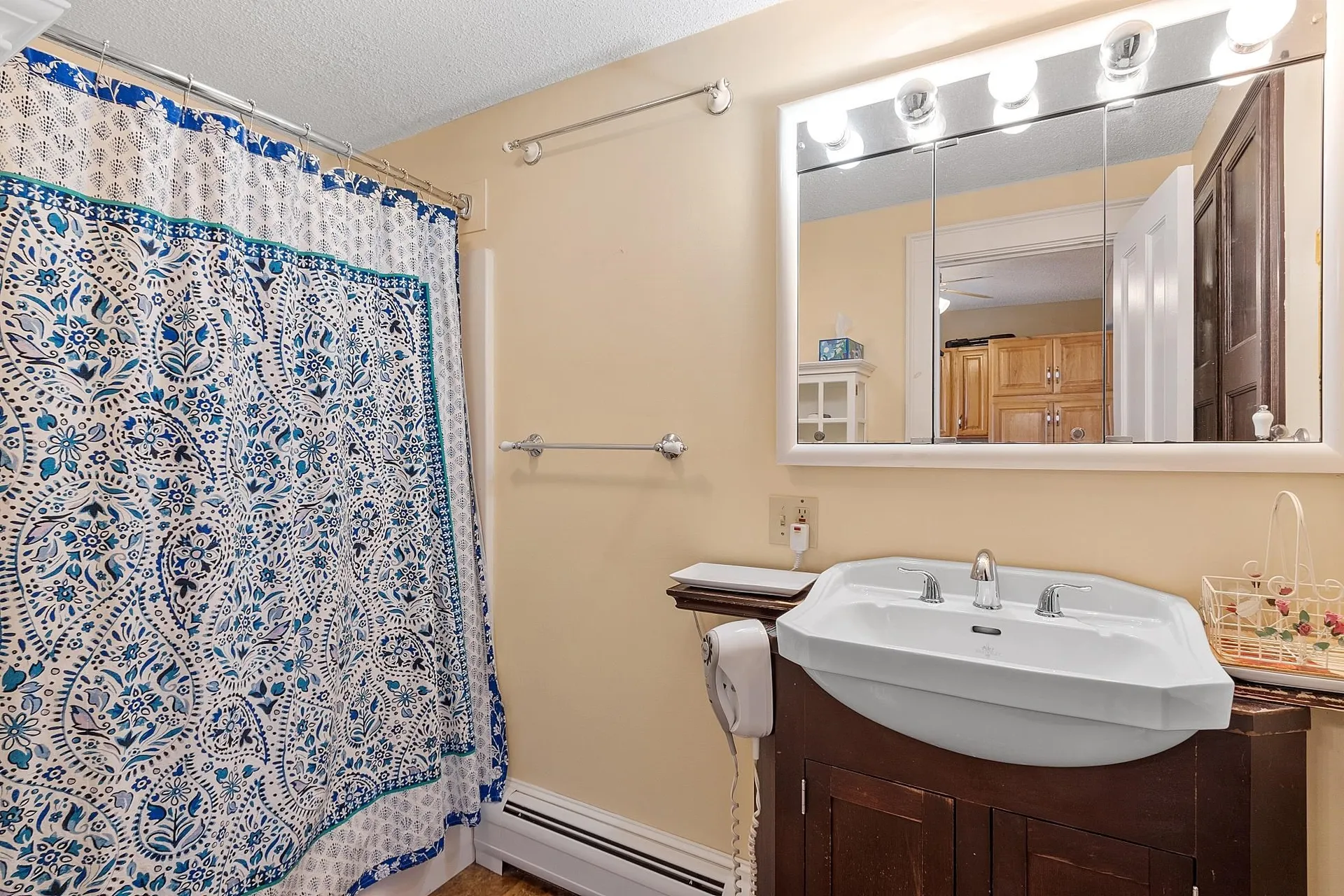 67 Howard Street Keene NH 03431