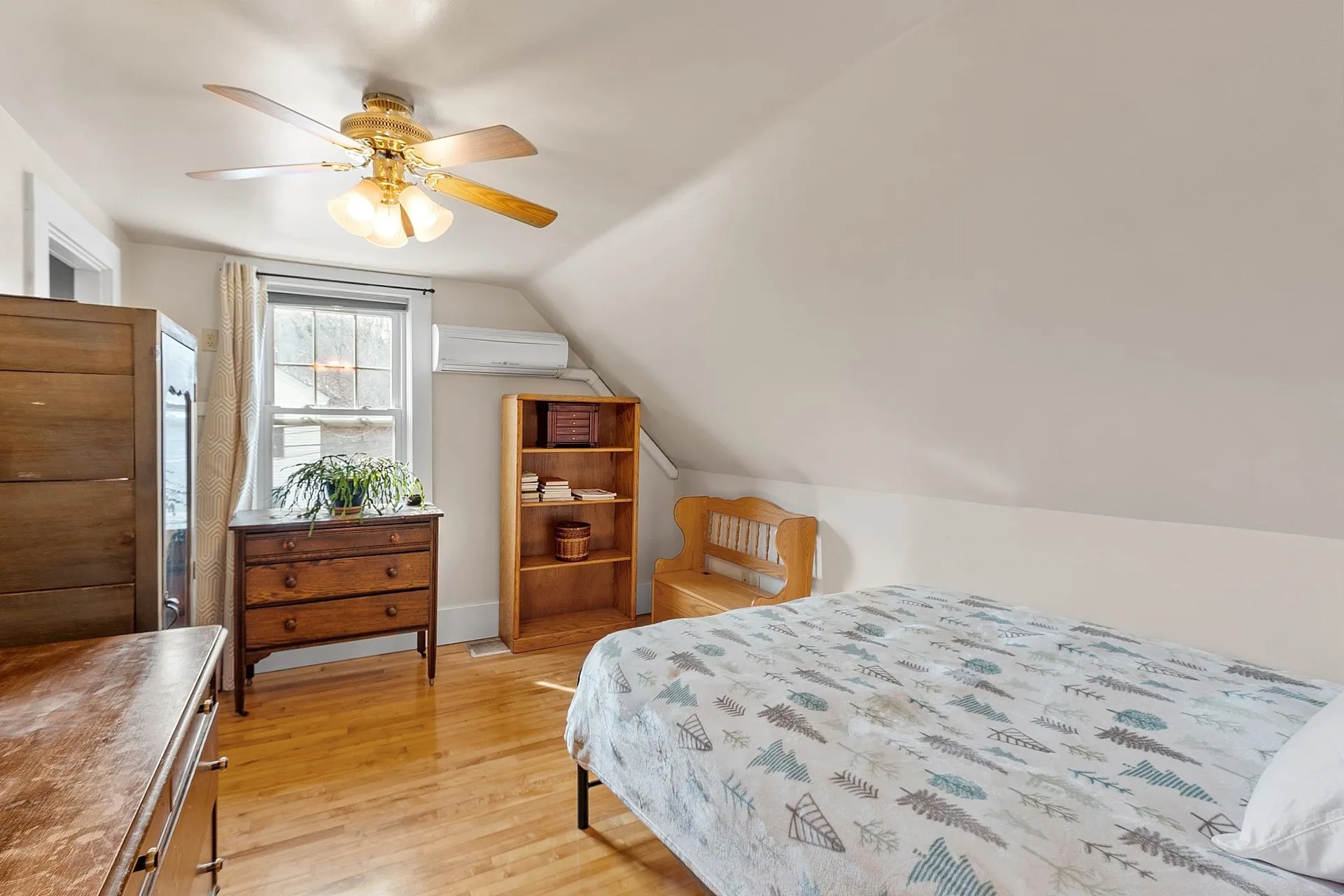 67 Howard Street Keene NH 03431