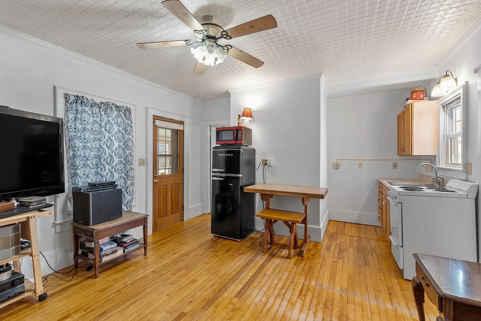 67 Howard Street Keene NH 03431