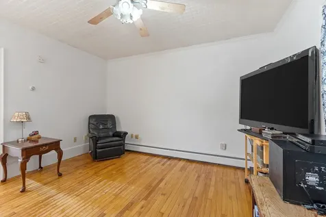 67 Howard Street Keene NH 03431