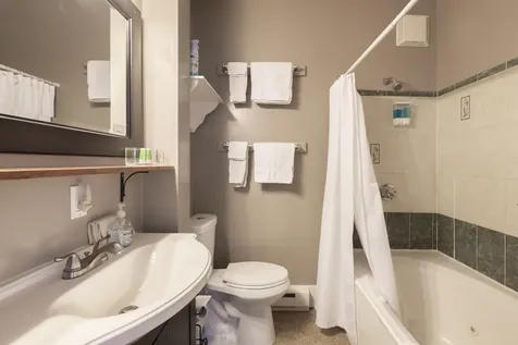 57 Main Street Woodstock NH 03262