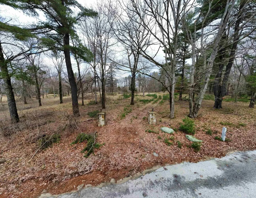 16 Hunter Drive Bow NH 03304