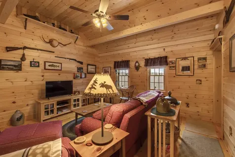 183 Cloutier's Loop Pittsburg NH 03592