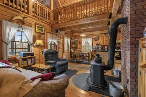 183 Cloutier's Loop Pittsburg NH 03592