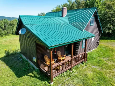 183 Cloutier's Loop Pittsburg NH 03592