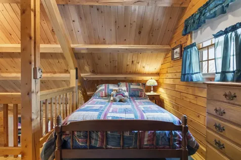 183 Cloutier's Loop Pittsburg NH 03592