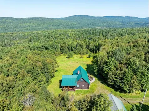 183 Cloutier's Loop Pittsburg NH 03592