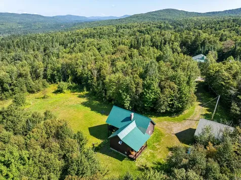 183 Cloutier's Loop Pittsburg NH 03592