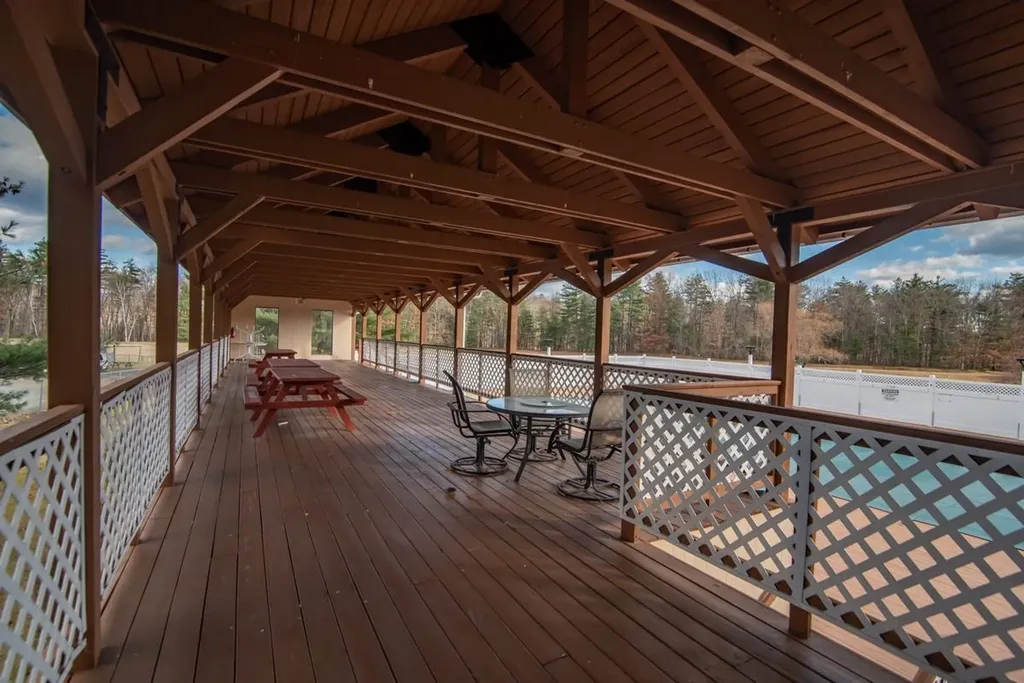 10 Balsam Court Atkinson NH 03811