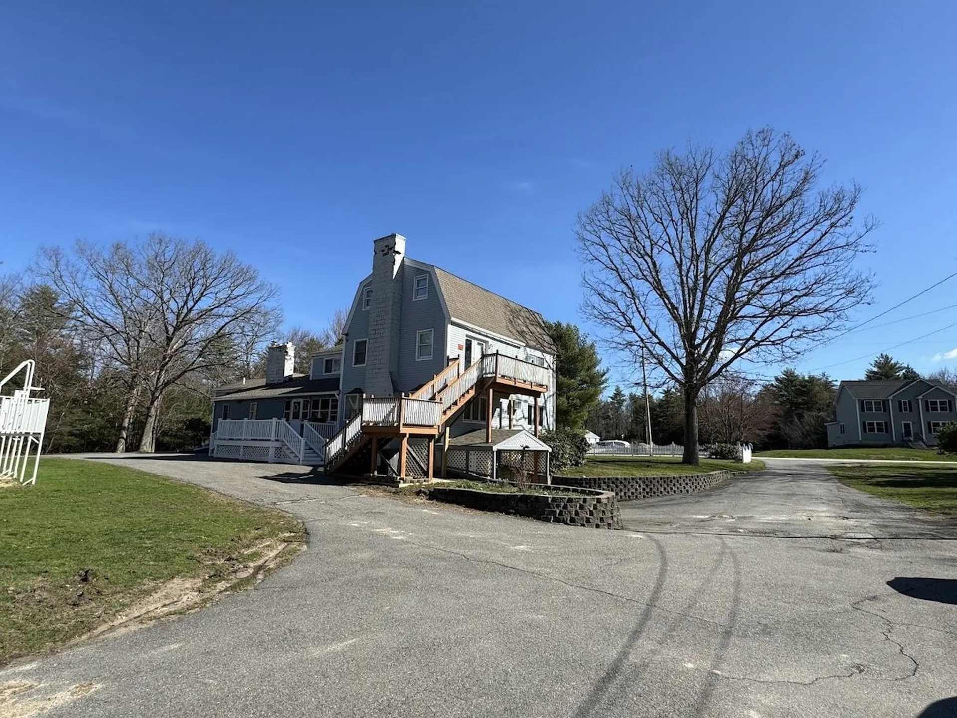 72 Chester Turnpike Hooksett NH 03106
