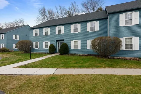 154 N Twin Oaks Terrace South Burlington VT 05403