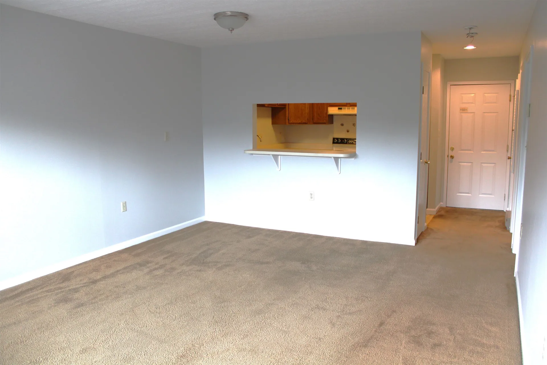 193 Main Street Woodstock NH 03262