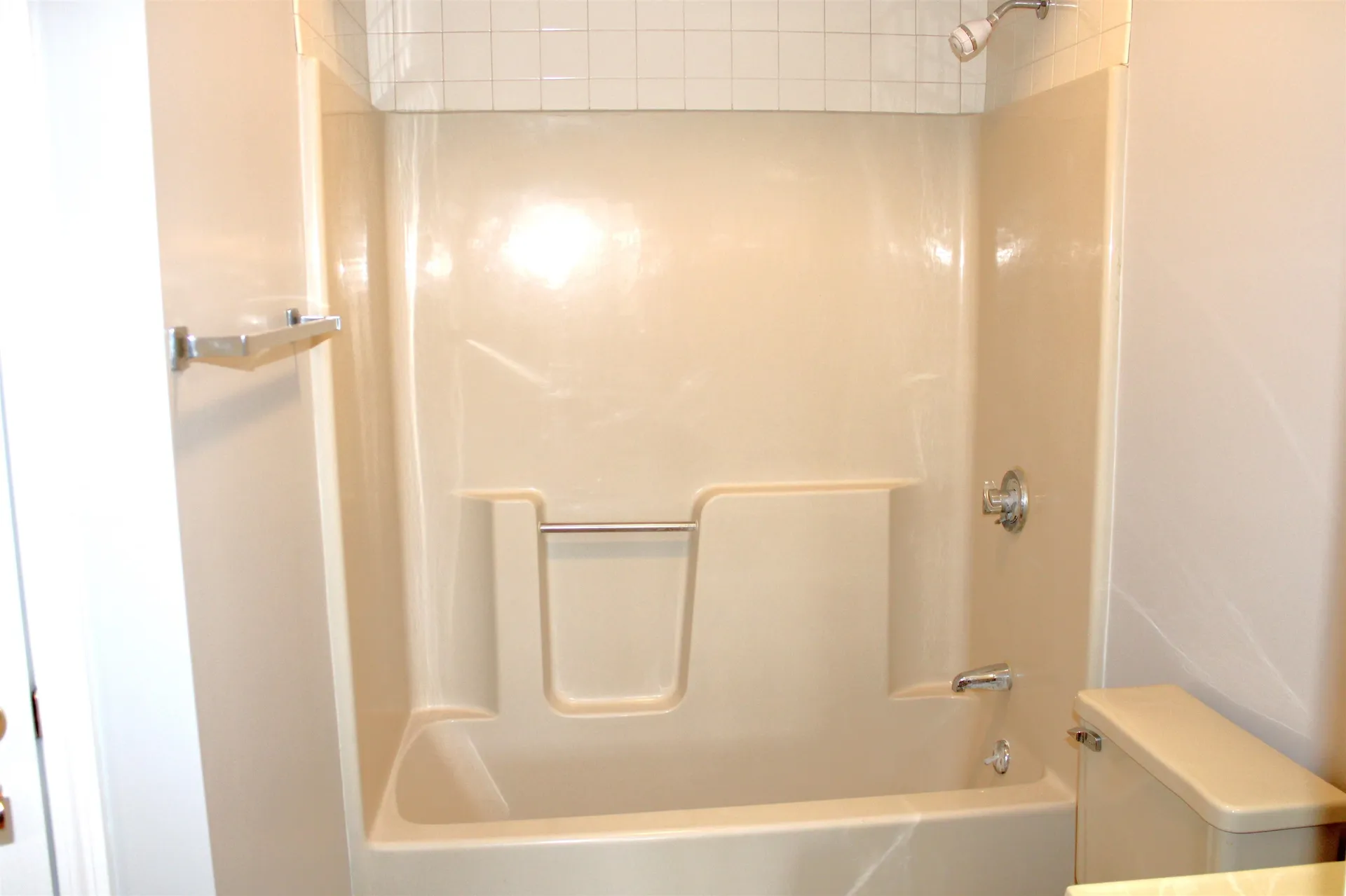 193 Main Street Woodstock NH 03262