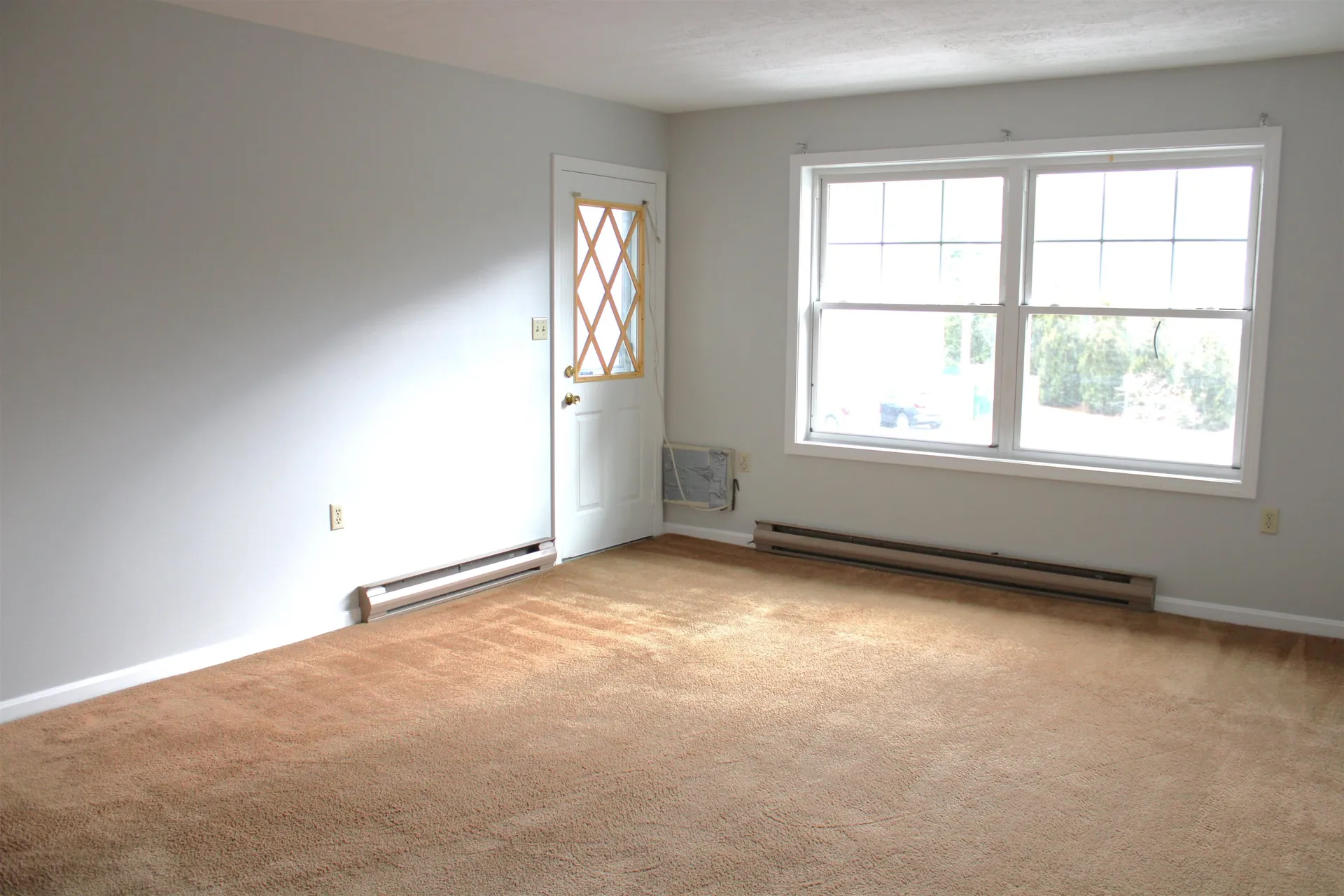 193 Main Street Woodstock NH 03262