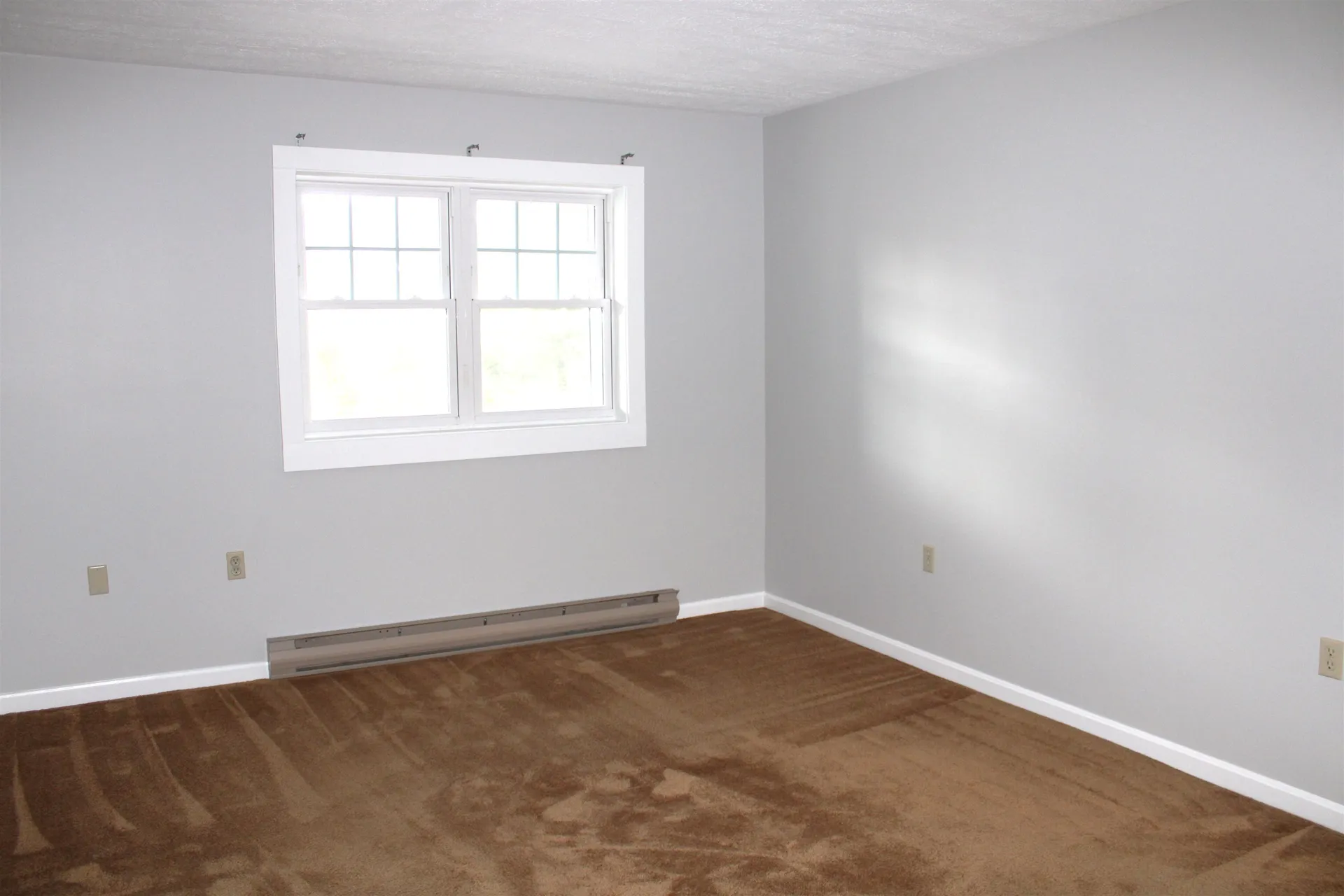 193 Main Street Woodstock NH 03262