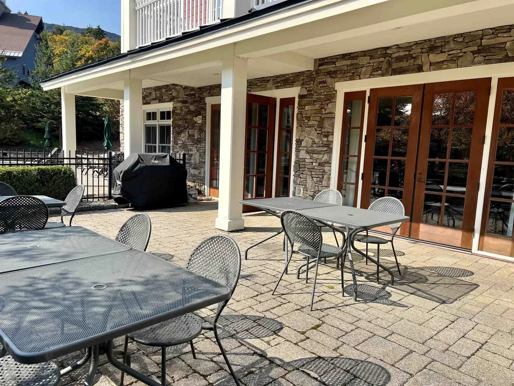 102 Forest Drive Warren VT 05674