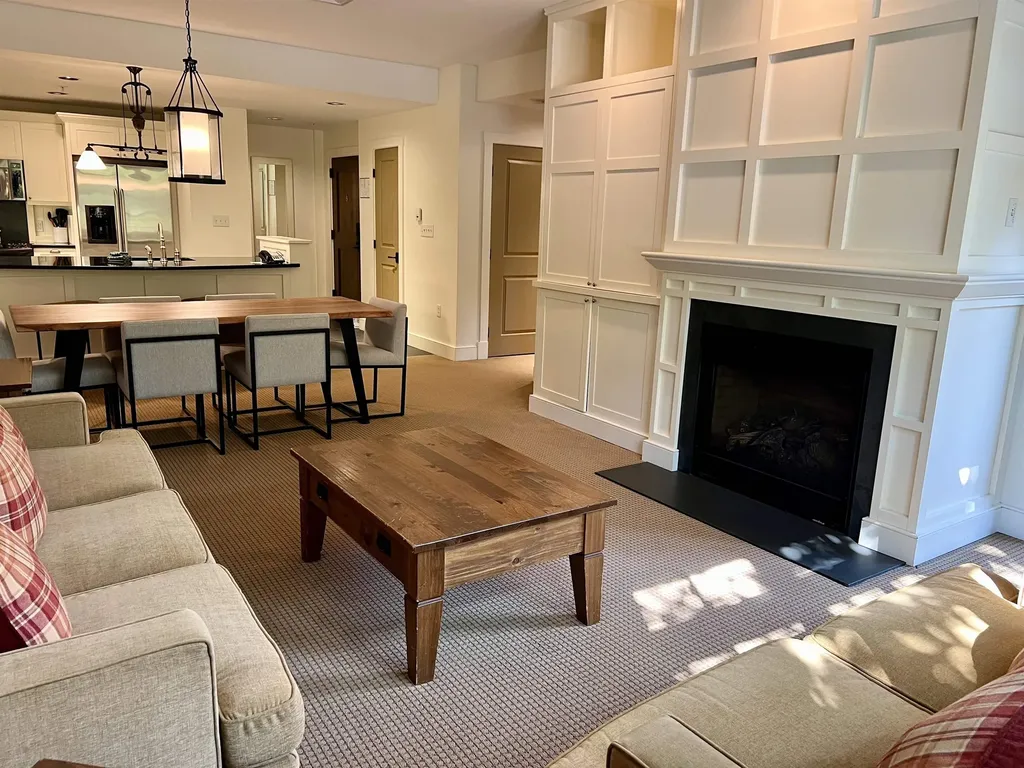 102 Forest Drive Warren VT 05674