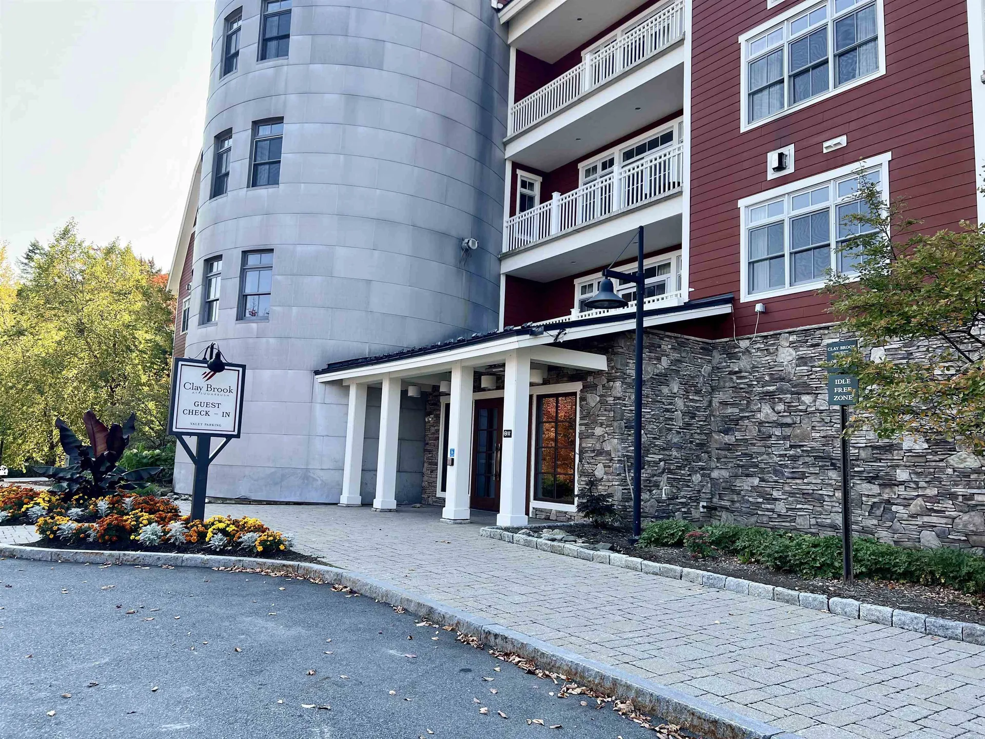 102 Forest Drive Warren VT 05674