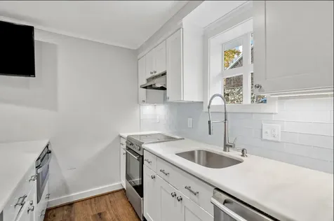 51 Depot Road Hampton Falls NH 03844