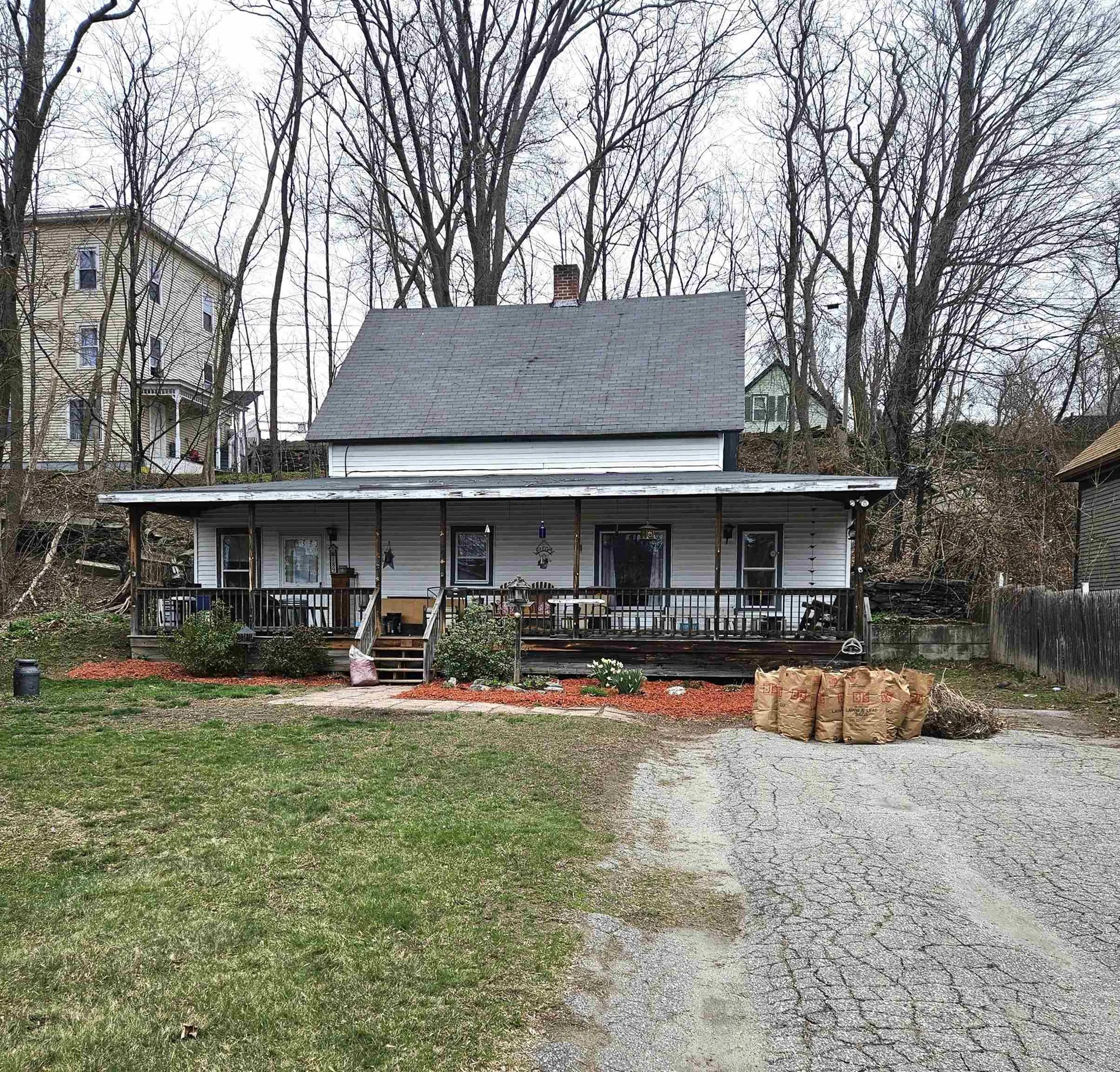 189 Main Street Claremont NH 03743