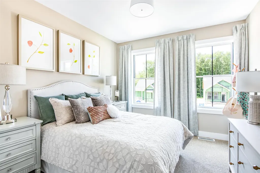27 Elmore Street Shelburne VT 05482