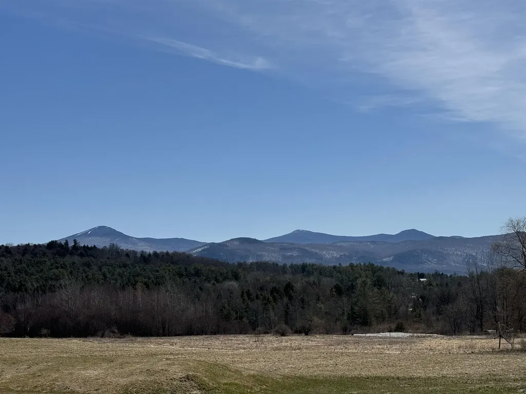 2677 North Grove Street Rutland Town VT 05701