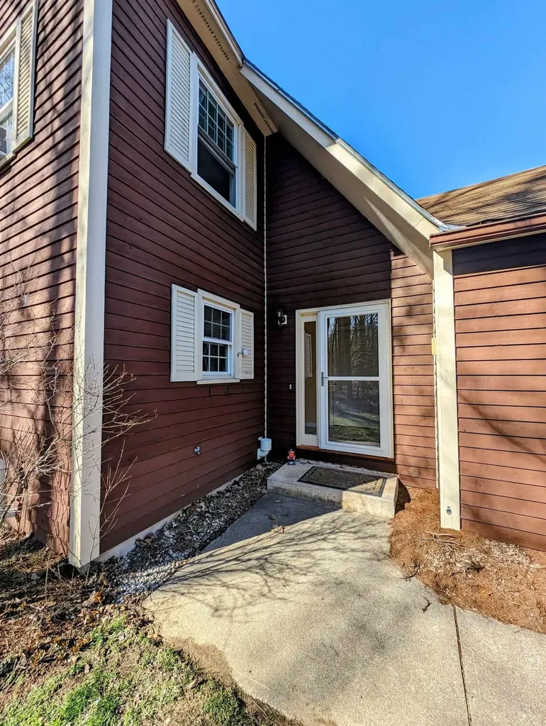 27 Woodbine By The Lake Colchester VT 05446