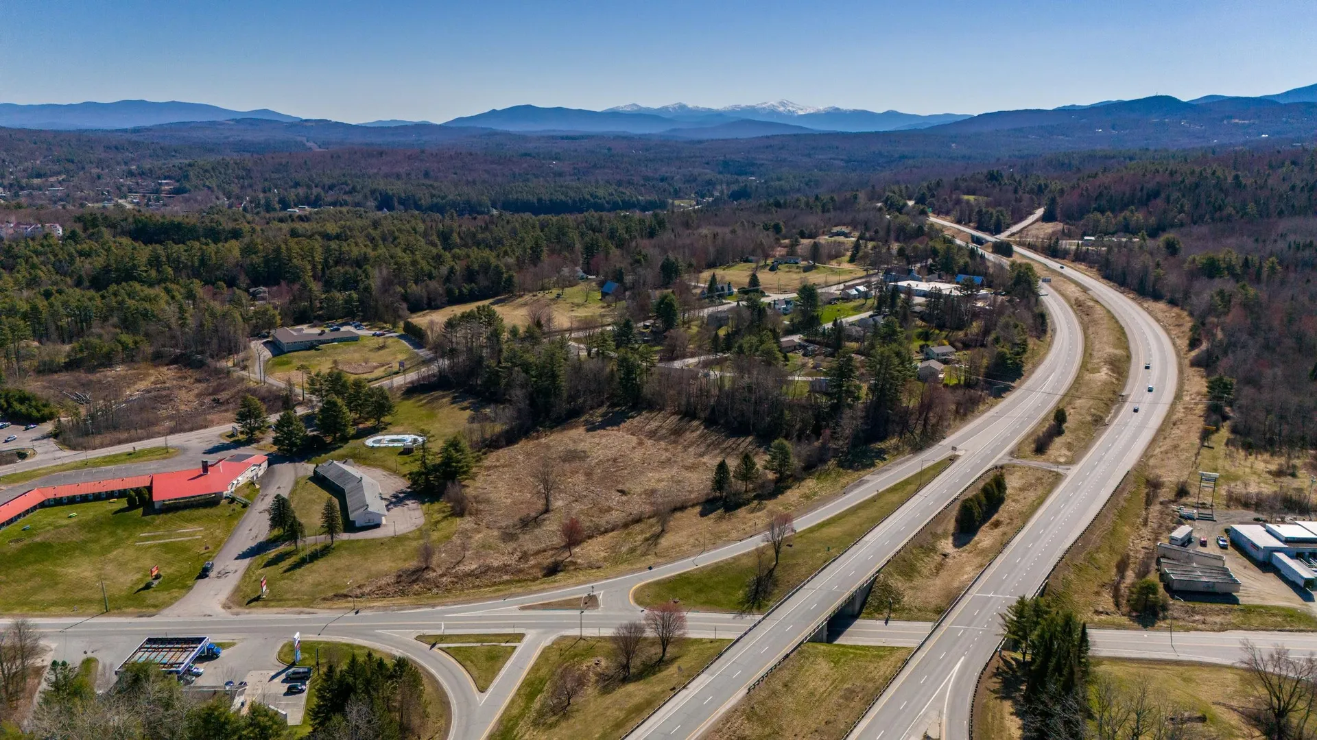 337 Cottage Street Littleton NH 03561