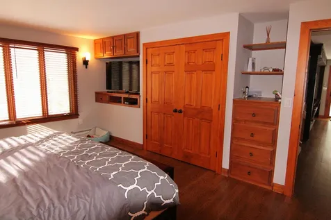 24 Governors Lane Lincoln NH 03251