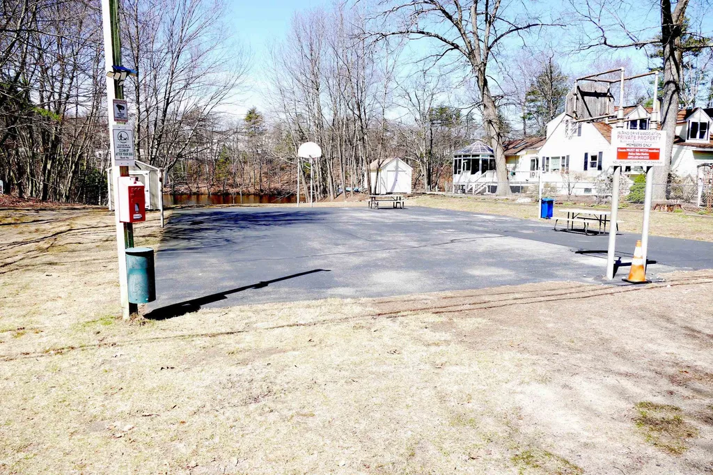 68 Island Drive Merrimack NH 03054