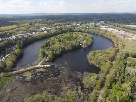 68 Island Drive Merrimack NH 03054