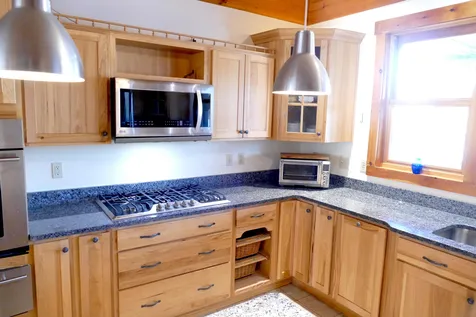 68 Island Drive Merrimack NH 03054