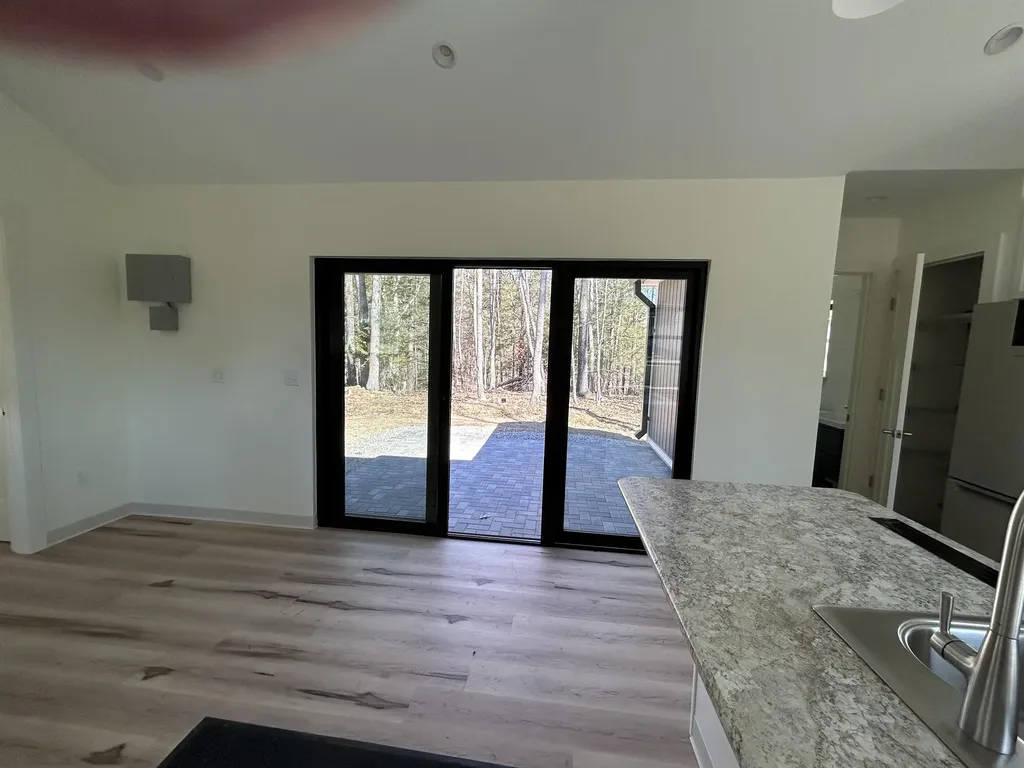 36 Ladds Lane Epping NH 03042
